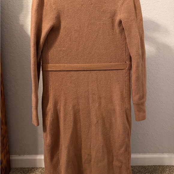Abercrombie & Fitch Brown Long Sleeve Wrap Dress! Size small - Picture 8 of 10